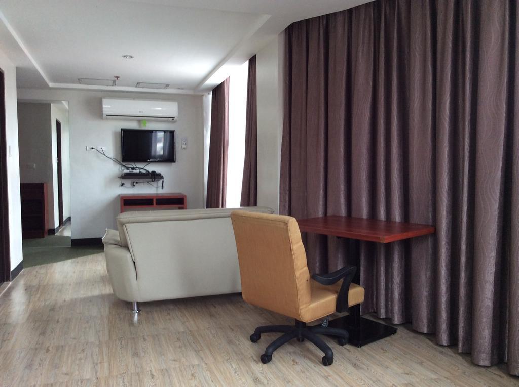 Cherry Midtown Hotel Olongapo Quarto foto