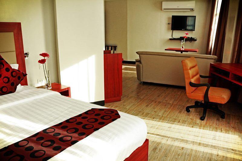 Cherry Midtown Hotel Olongapo Quarto foto